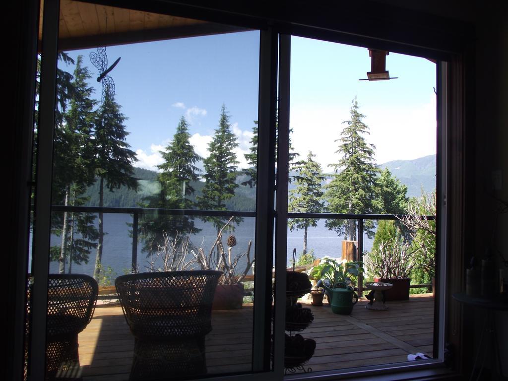 Wild Coast Chalets Port Renfrew Zimmer foto