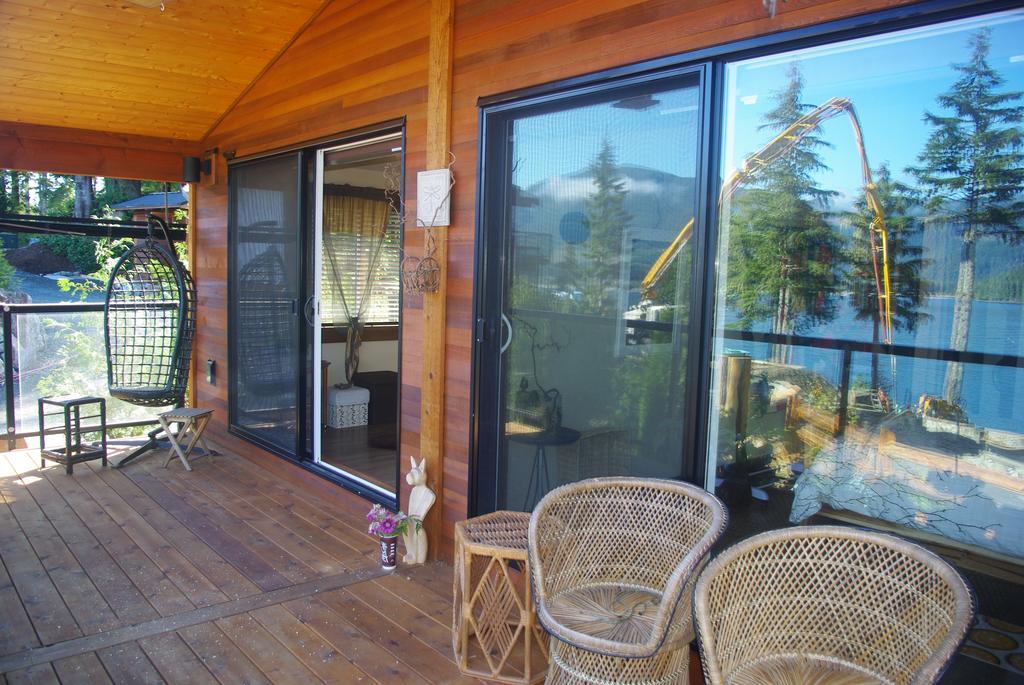 Wild Coast Chalets Port Renfrew Zimmer foto