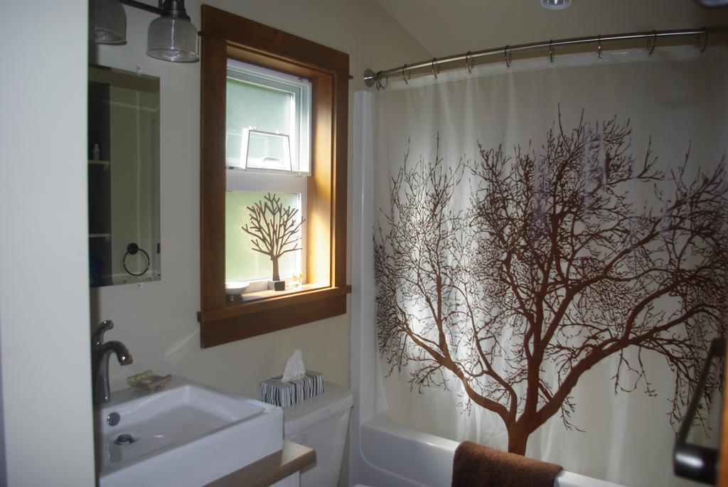 Wild Coast Chalets Port Renfrew Zimmer foto